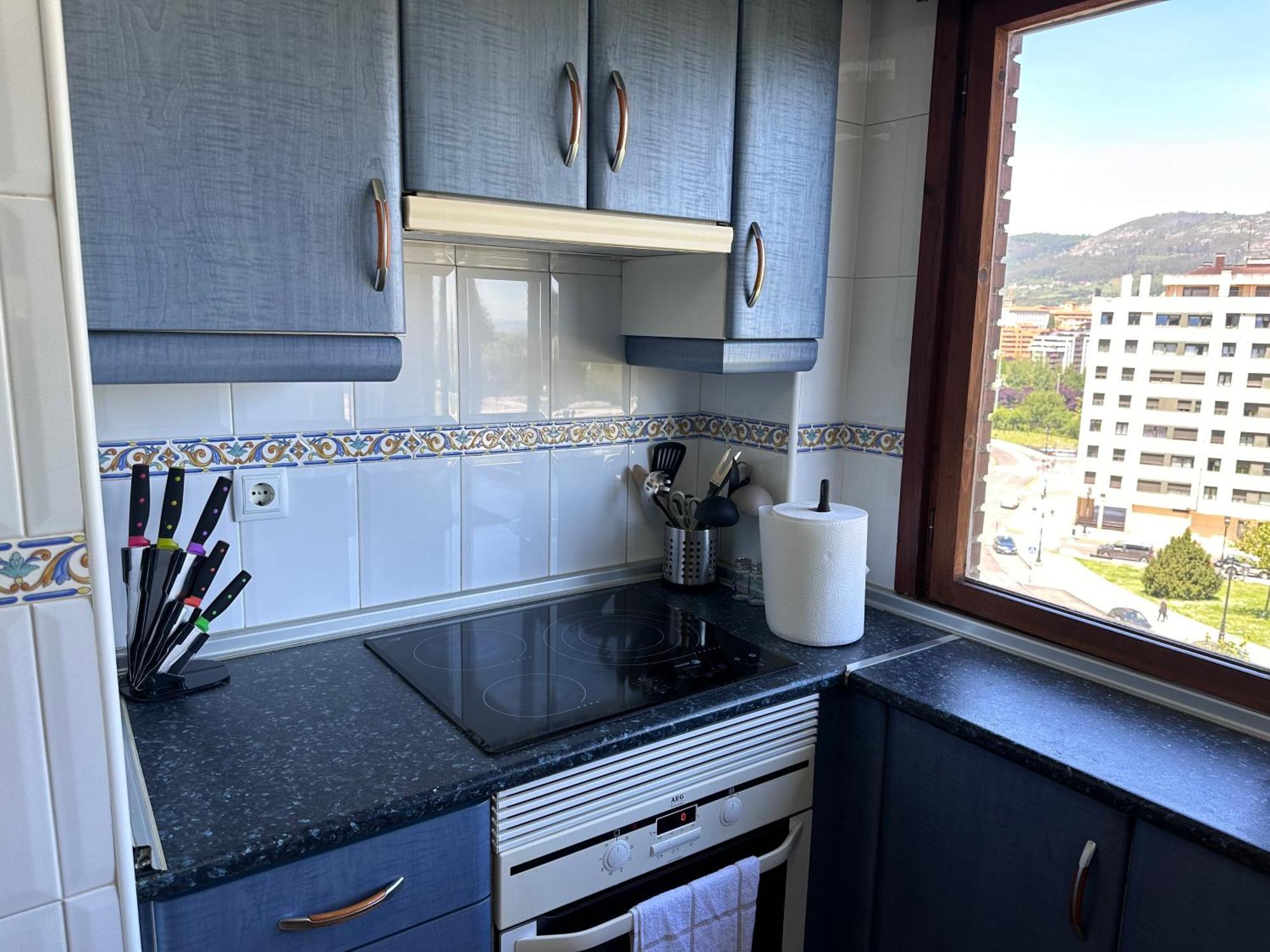 Acogedor Apartamento Con Vistas A La Catedral Y Parking Oviedo Exterior foto